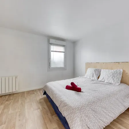 F2 De Montreuil *
